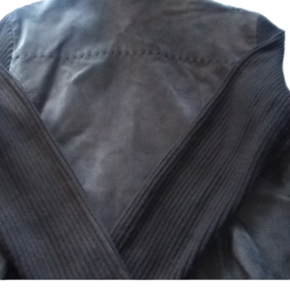 Women's leather jacket - Picture 7 of 7